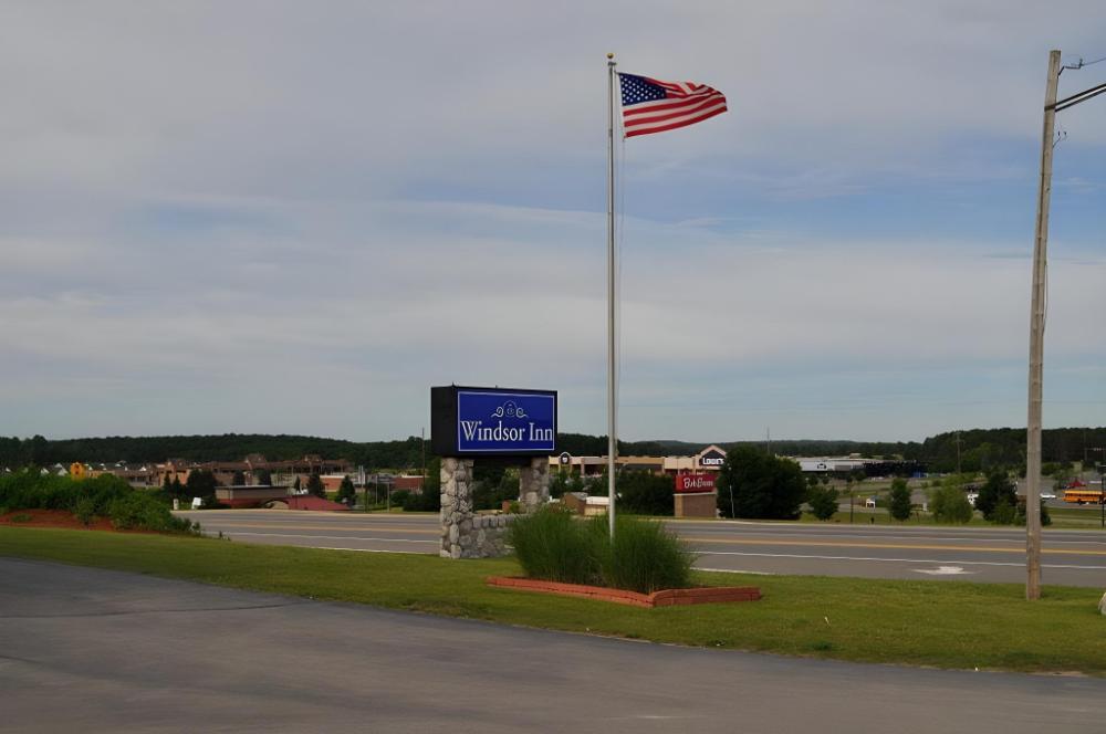 super 8 by wyndham petoskey