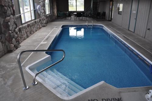 super 8 by wyndham petoskey