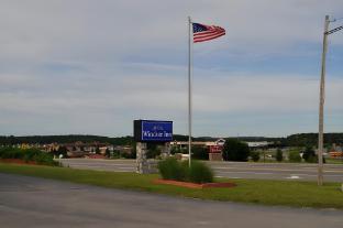 super 8 by wyndham petoskey