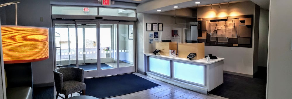 holiday inn express and suites enterprise