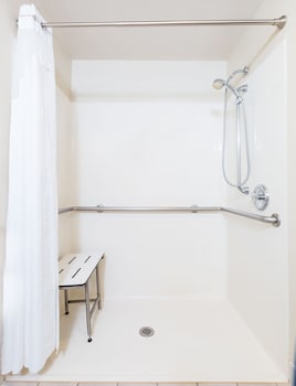 holiday inn express hotel and suites