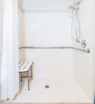 holiday inn express hotel and suites