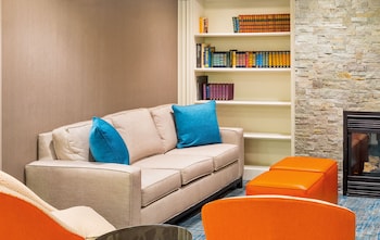 holiday inn express hotel and suites