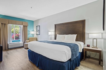 blue water inn and suites bw signature collection