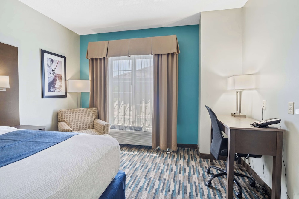 blue water inn and suites bw signature collection