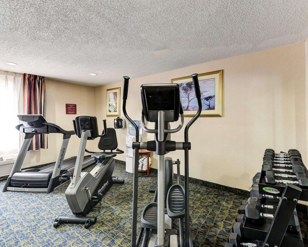 quality inn spring mills martinsburg north