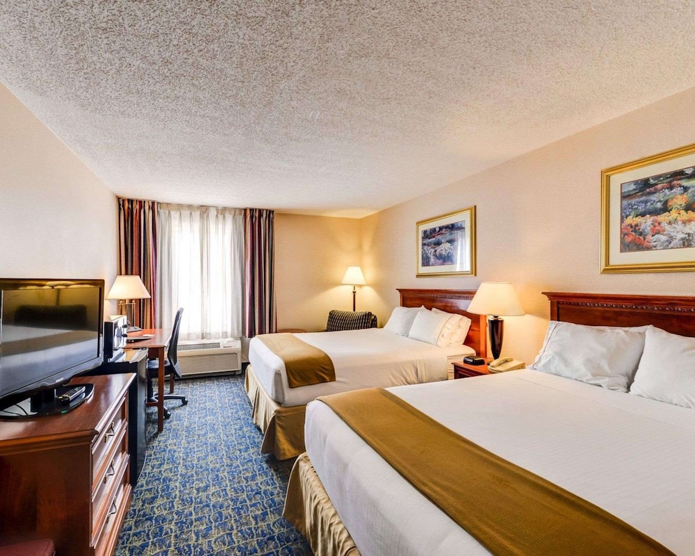 quality inn spring mills martinsburg north