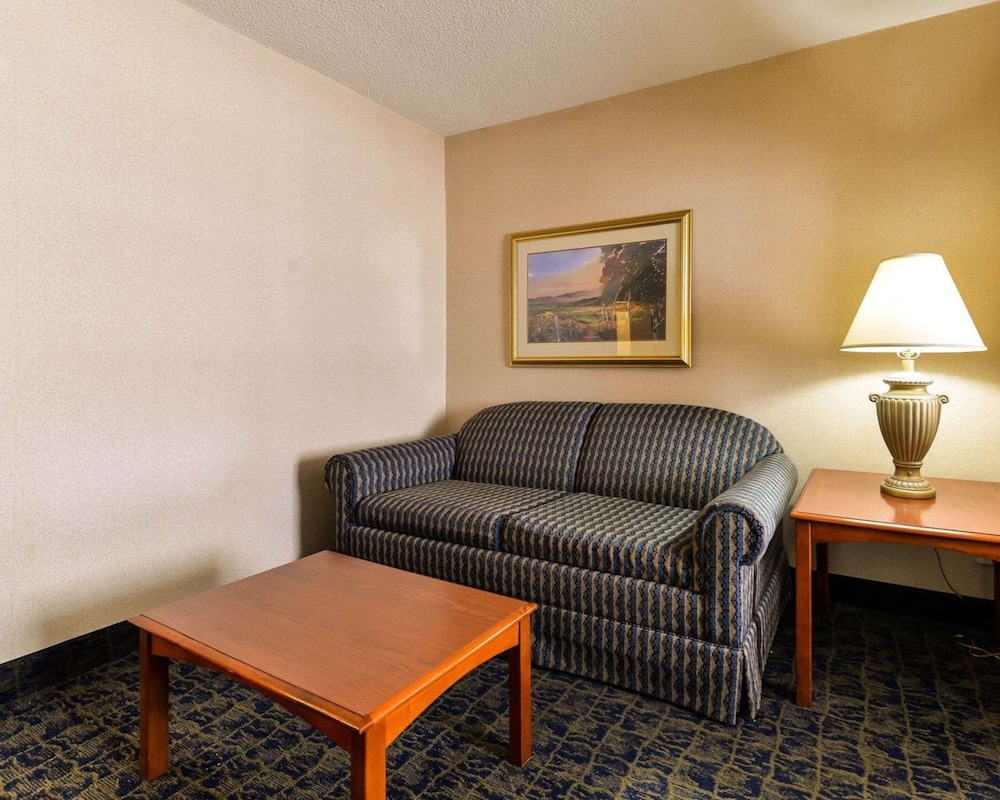 quality inn spring mills martinsburg north
