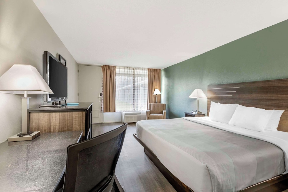 quality inn and suites