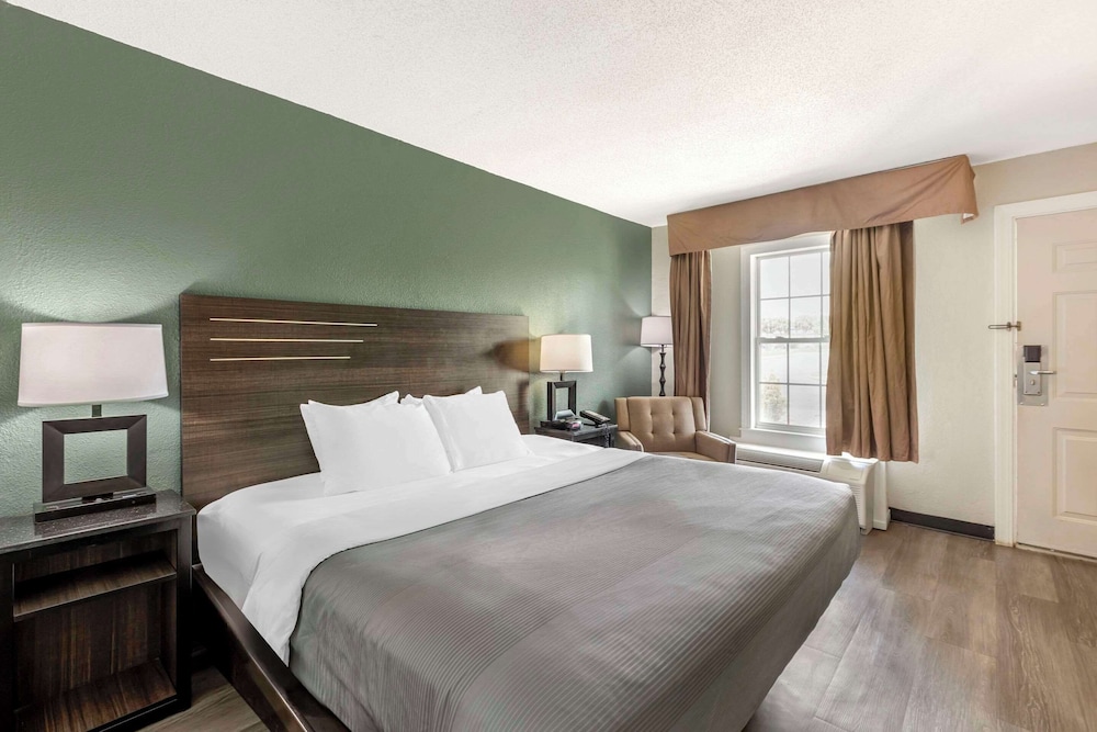 quality inn and suites