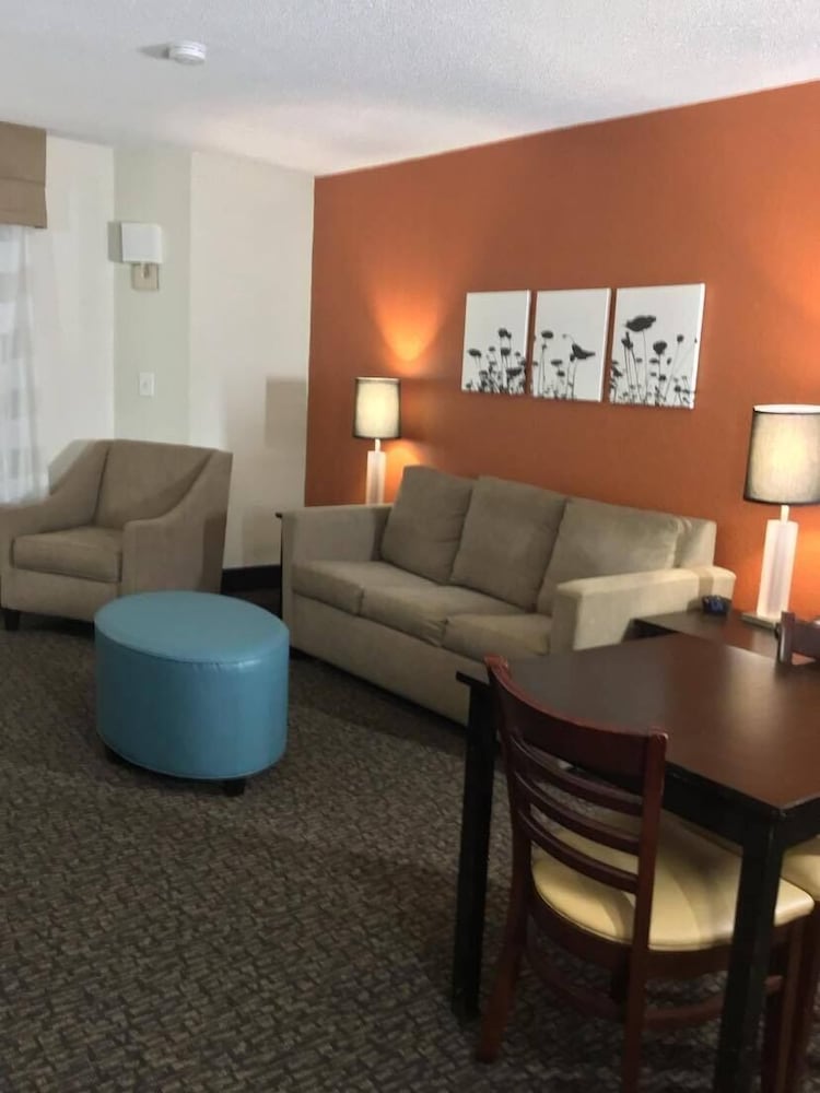 sleep inn and suites near ft bragg