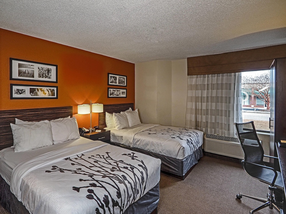 sleep inn and suites near ft bragg