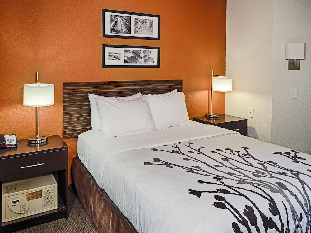 sleep inn and suites near ft bragg