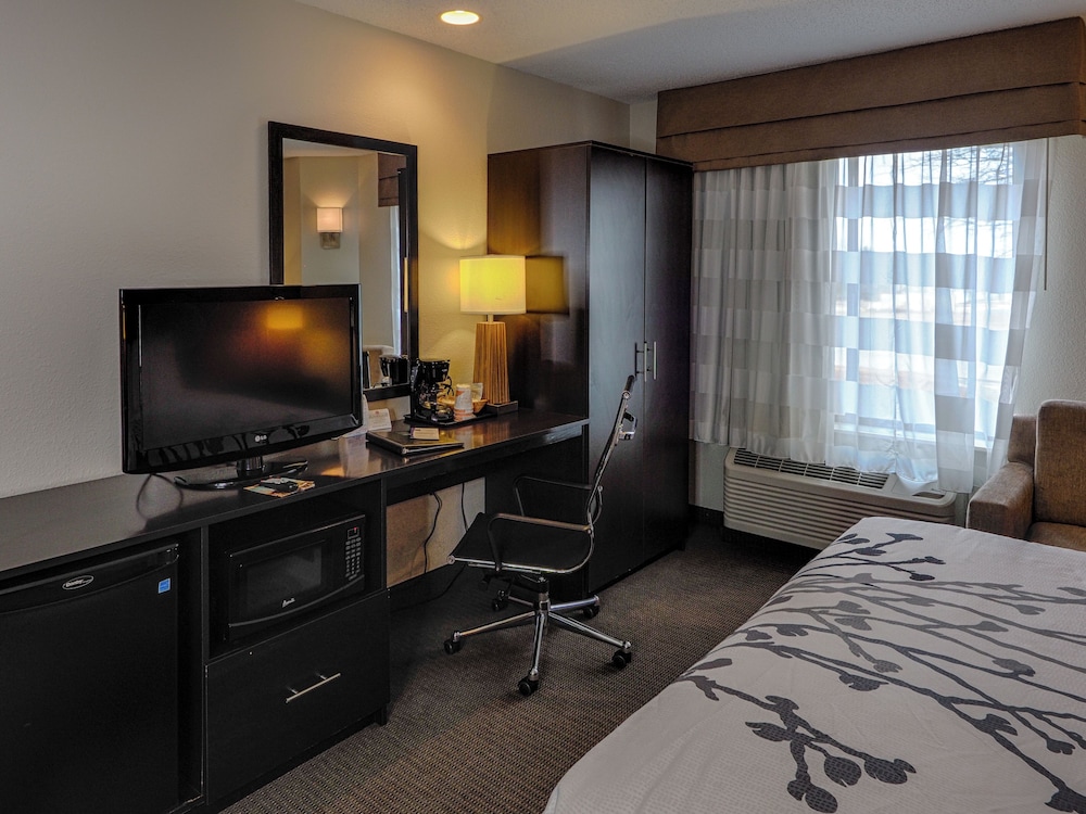 sleep inn and suites near ft bragg