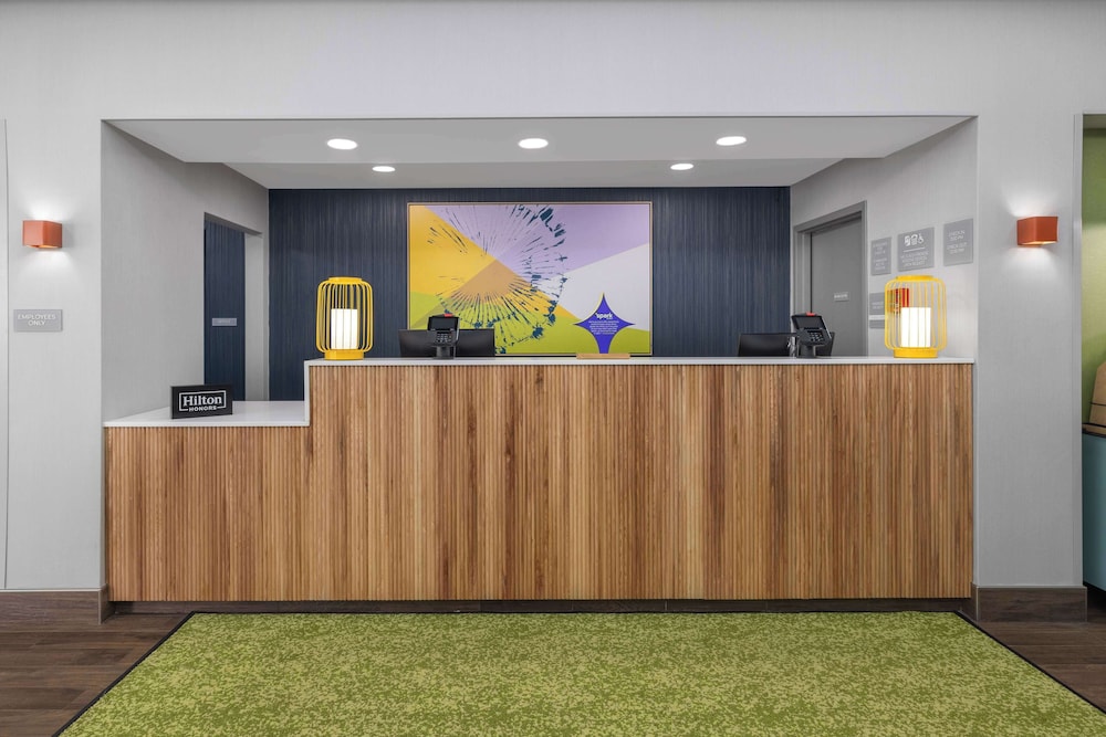 spark by hilton fredericksburg southpoint