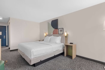 spark by hilton fredericksburg southpoint