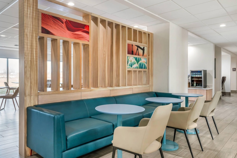 comfort inn and suites