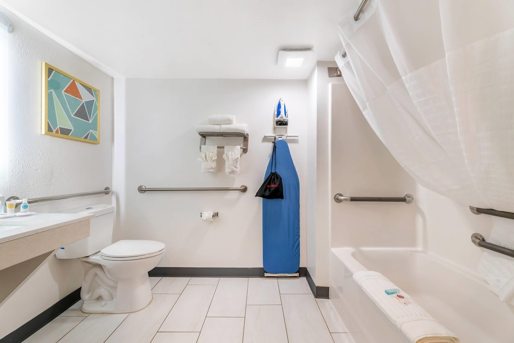 comfort inn and suites