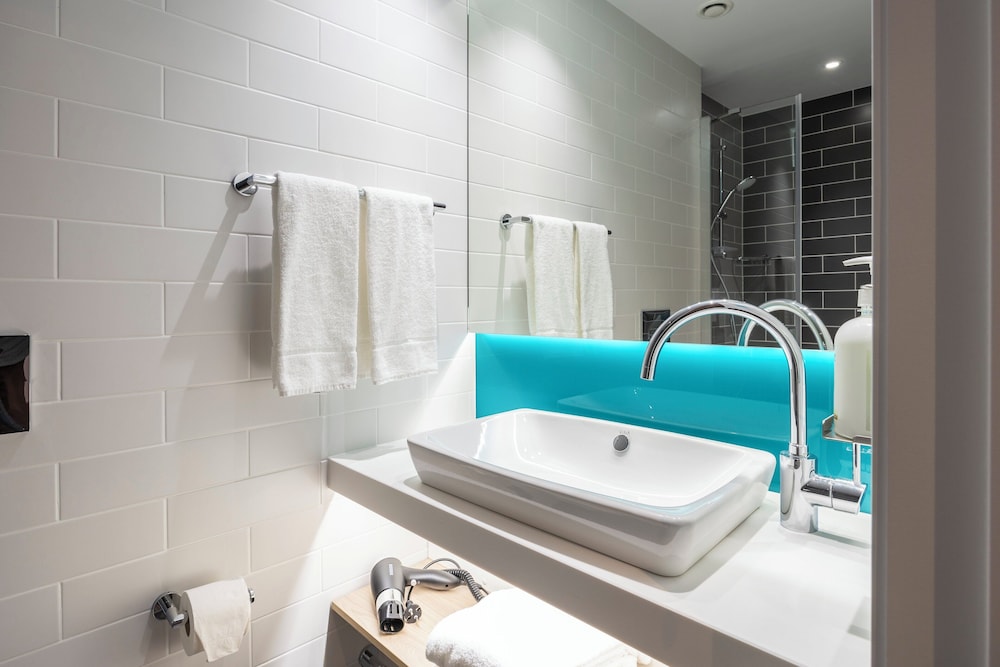 holiday inn express antwerp city centre an ihg hotel