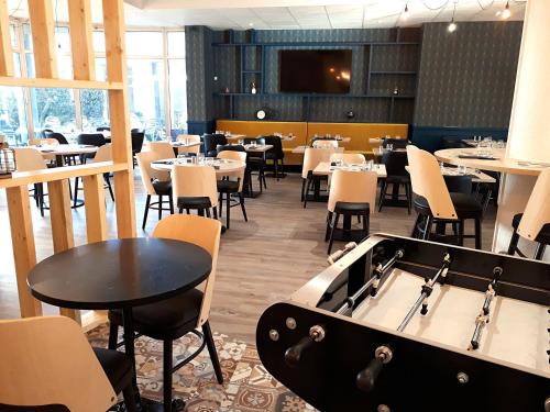 hotel kyriad tours saint pierre des corps gare