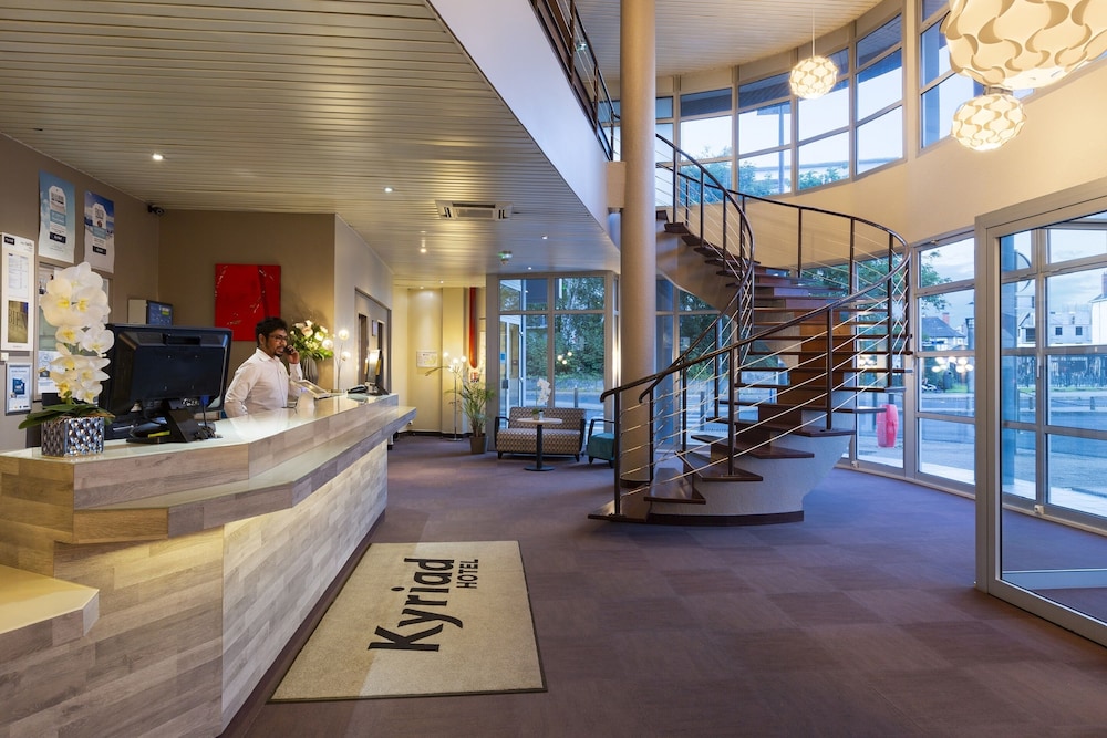 hotel kyriad tours saint pierre des corps gare