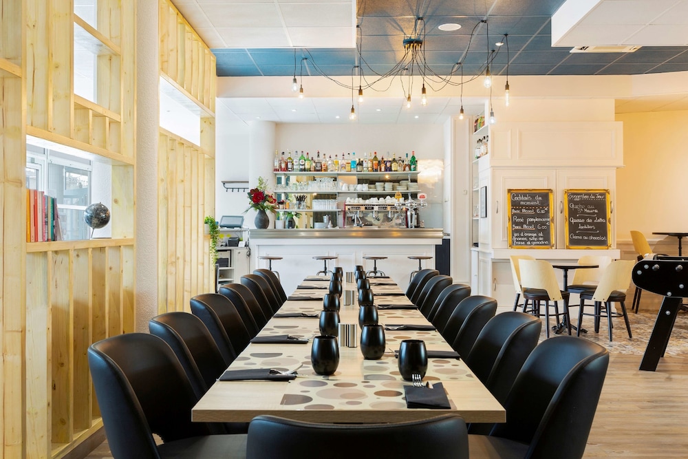 hotel kyriad tours saint pierre des corps gare