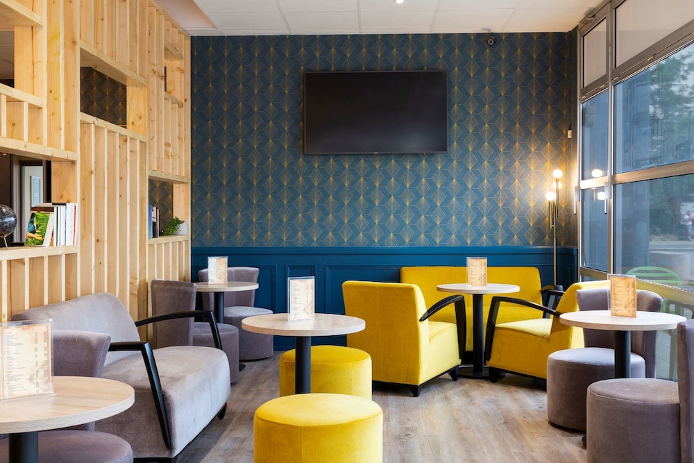 hotel kyriad tours saint pierre des corps gare