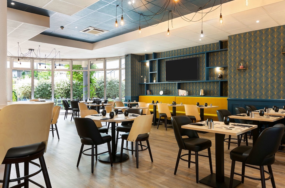 hotel kyriad tours saint pierre des corps gare