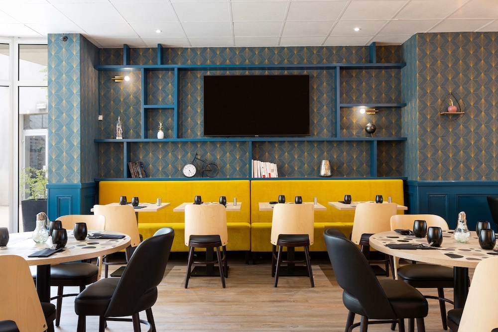 hotel kyriad tours saint pierre des corps gare