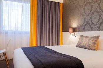 hotel kyriad tours saint pierre des corps gare