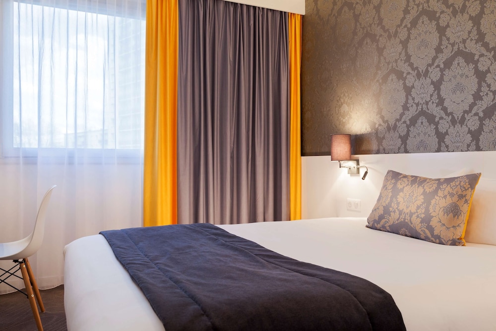 hotel kyriad tours saint pierre des corps gare