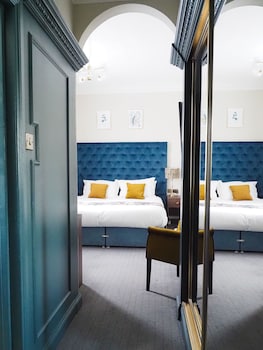 hotel collingwood sure hotel collection