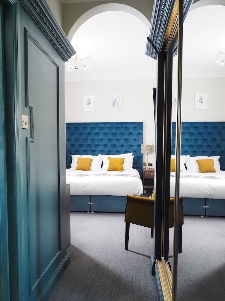 hotel collingwood sure hotel collection