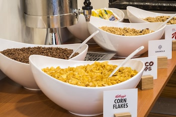 holiday inn express leicester walkers stadium