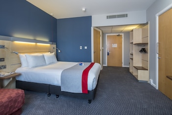 holiday inn express leicester walkers stadium