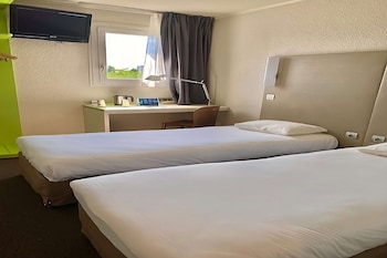 hotel campanile paris est bobigny