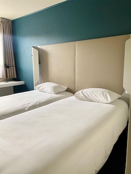 hotel campanile paris est bobigny