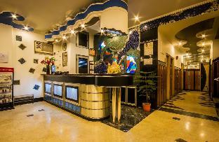 Hotel Suncourt Yatri,,3 star