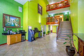 quality inn and suites near six flags east