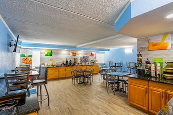 quality inn and suites near six flags east