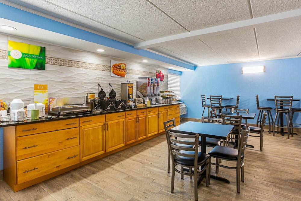 quality inn and suites near six flags east