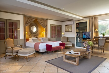 chateau de courban and spa nuxe