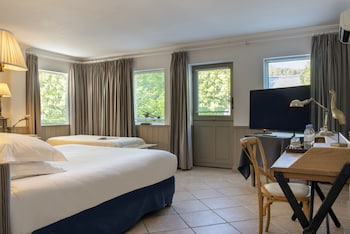 chateau de courban and spa nuxe