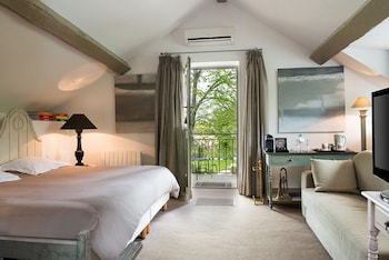 chateau de courban and spa nuxe