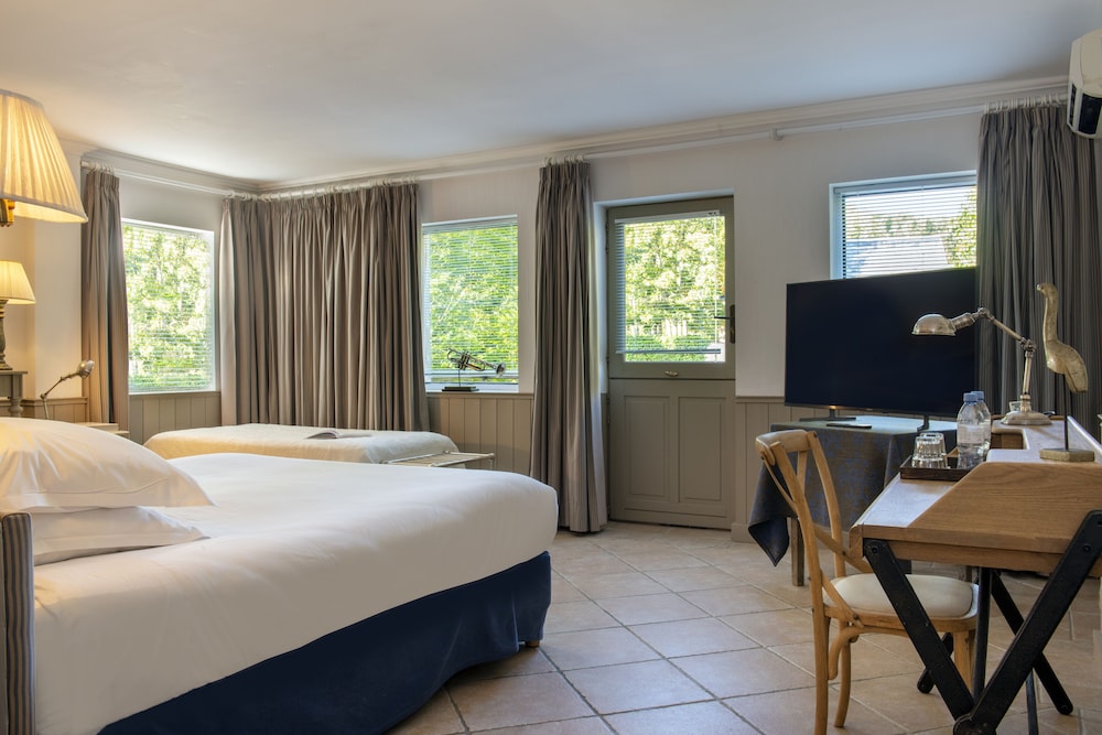 chateau de courban and spa nuxe