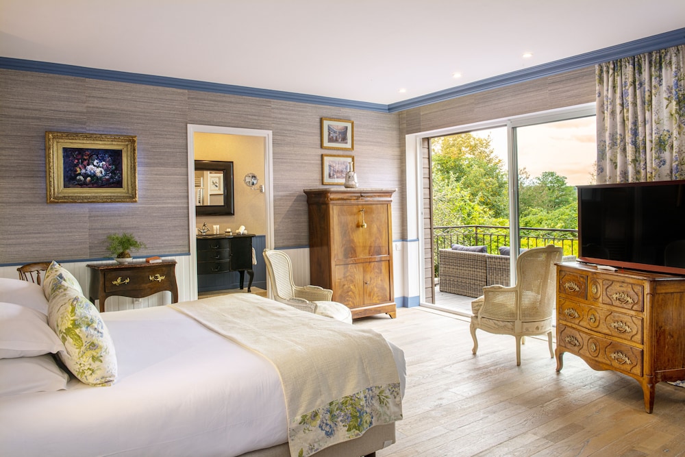 chateau de courban and spa nuxe