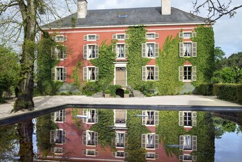 chateau de courban and spa nuxe