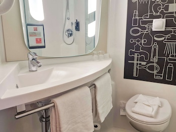 hotel ibis dijon centre clemenceau