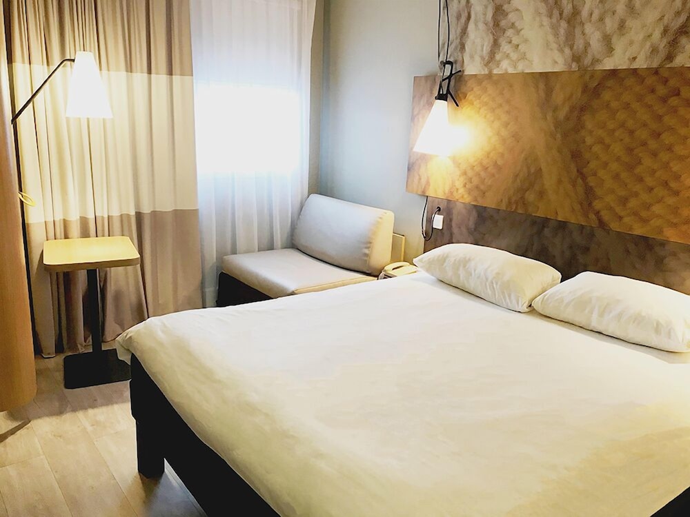 hotel ibis dijon centre clemenceau