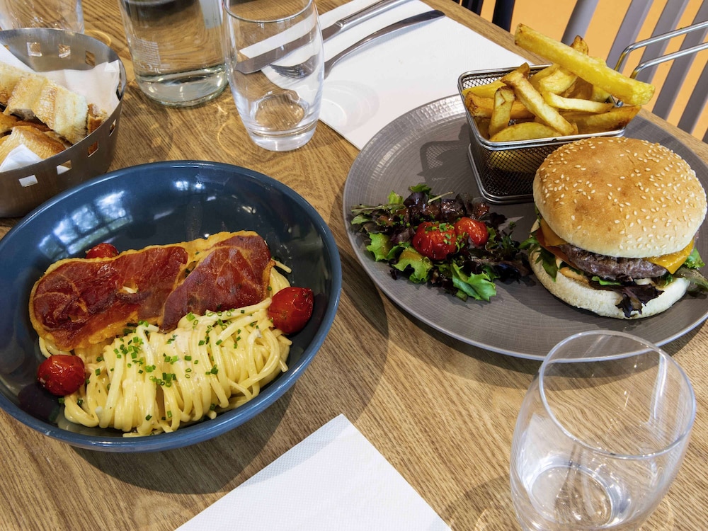 ibis styles paris st denis pleyel